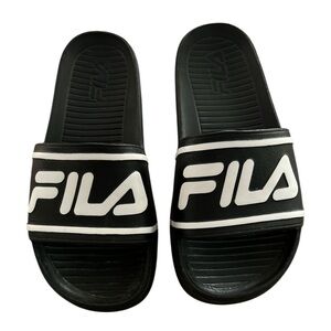 Fila Black and White Slides